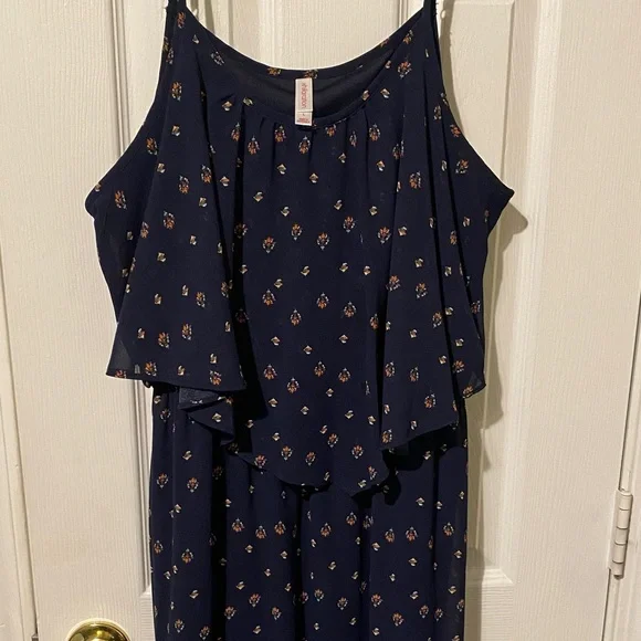 Maxi Dress Dark Blue with floral Accents - Picture 4 of 7